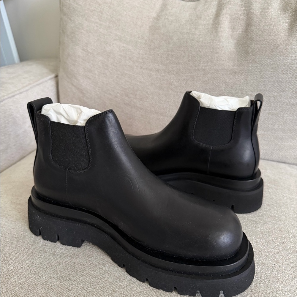 Bottega Veneta Black Ankle Boots ( authentic)